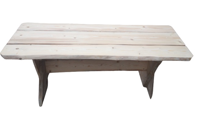 Zahradní stoly z masivu